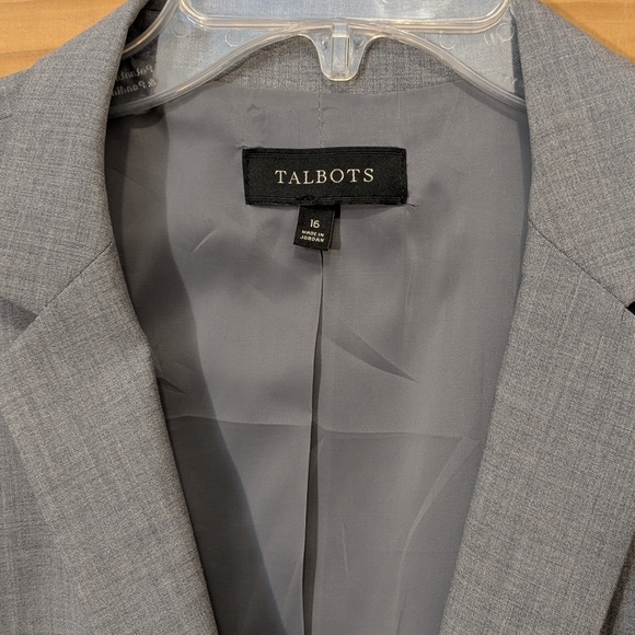 Talbots Women's Classic Gray Suit Jacket - Picture 4 of 13